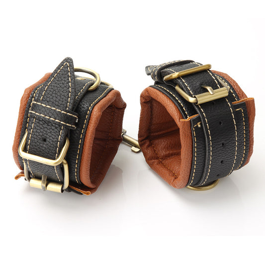 Black and Tan Collar and Cuff Set